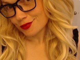 Jerkmate Mature Model in Glasses